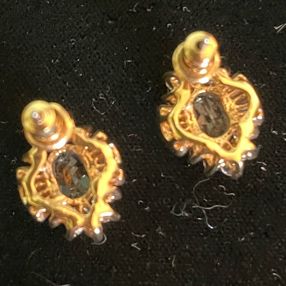 Elegant Gold and Blue Stone Earrings - Picture 6 of 7